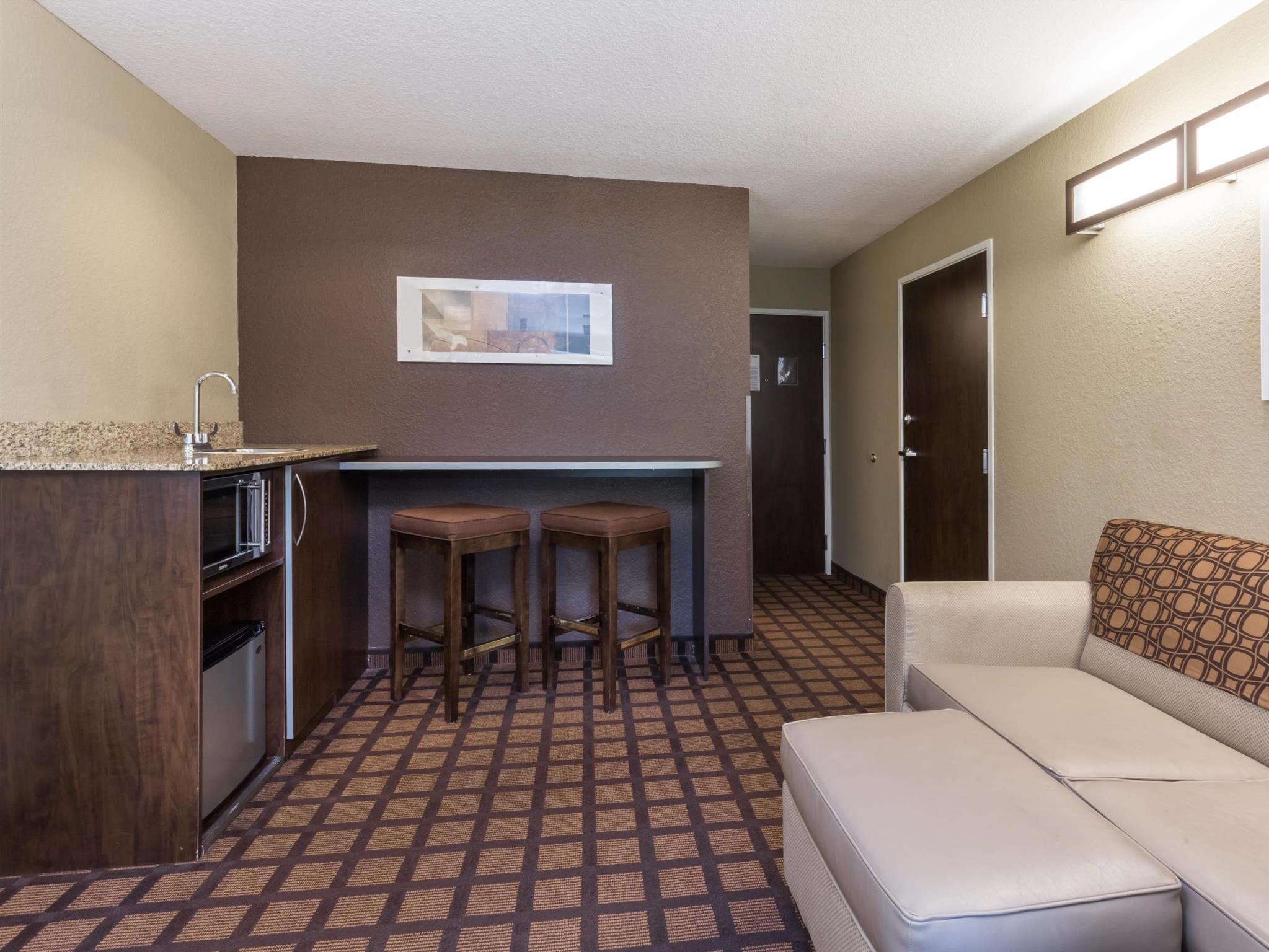 Microtel Inn & Suites By Wyndham Jacksonville Airport Exterior photo